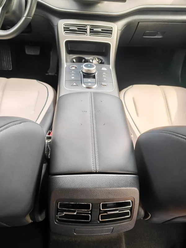 BYD Destroyer 05 2024 Glory Edition DM-i 55KM Luxury type interior photo 19 BYD Destroyer 05 2024 Glory Edition DM-i 55KM Luxury type interior photo 19