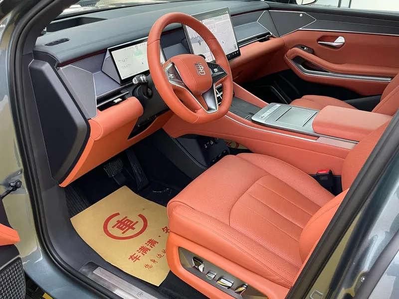 BYD Tang 2025 DM-p 175KM Four-wheel drive drone player version exterior photo 3 BYD Tang 2025 DM-p 175KM Four-wheel drive drone player version exterior photo 3