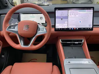 BYD Tang 2025 DM-p 175KM Four-wheel drive drone player version interior photo 7 BYD Tang 2025 DM-p 175KM Four-wheel drive drone player version interior photo 7