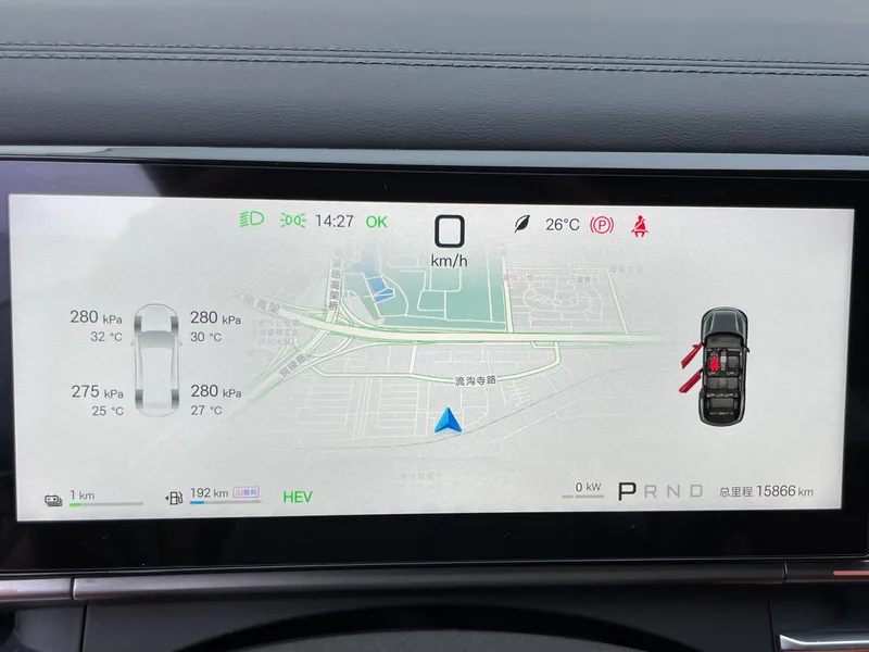 BYD Tang 2025 DM-p 175KM Four-wheel drive drone player version interior photo 8 BYD Tang 2025 DM-p 175KM Four-wheel drive drone player version interior photo 8