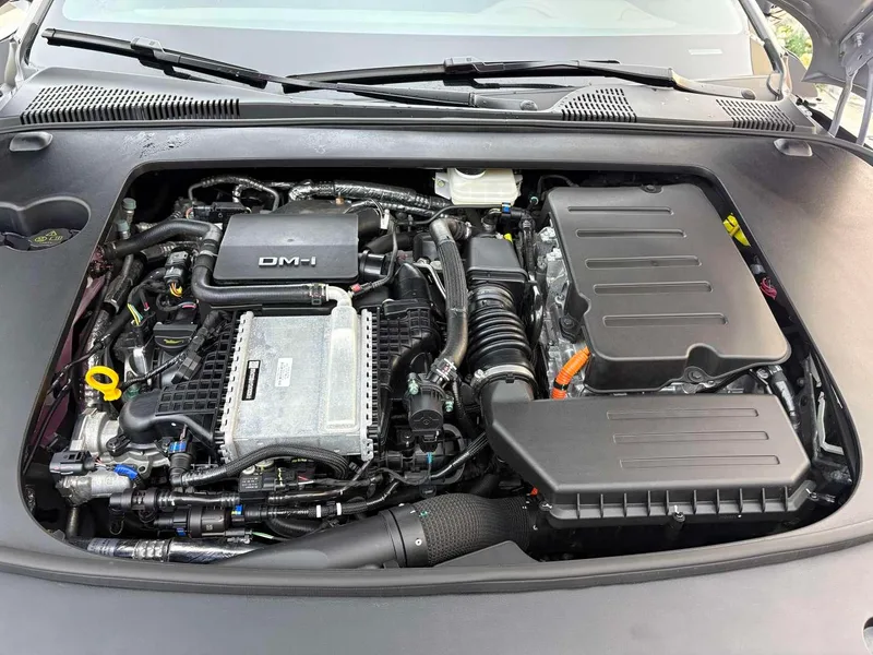 BYD han 2025 DM-i 125KM Elite-type interior photo 12 BYD han 2025 DM-i 125KM Elite-type interior photo 12
