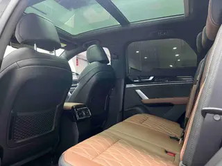 BYD Tang DM 2021 DM-i 1.5T 112KM Premium Trim interior photo 20 BYD Tang DM 2021 DM-i 1.5T 112KM Premium Trim interior photo 20