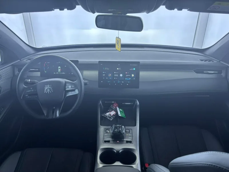 BYD Qin PLUS 2025 Smart Driving Version DM-i 55KM Leading Type interior photo 10