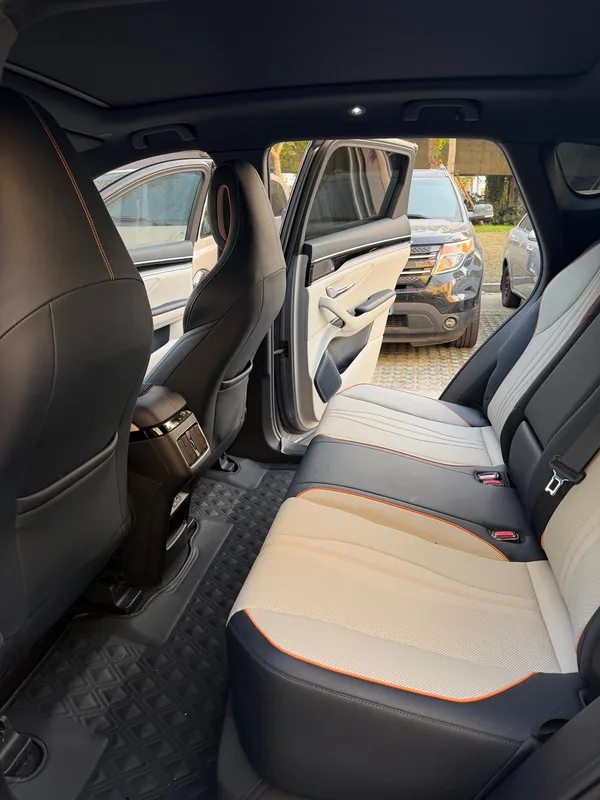 BYD Song PLUS DM 2021 DM-i 51KM Two-wheel drive honor type interior photo 7 BYD Song PLUS DM 2021 DM-i 51KM Two-wheel drive honor type interior photo 7