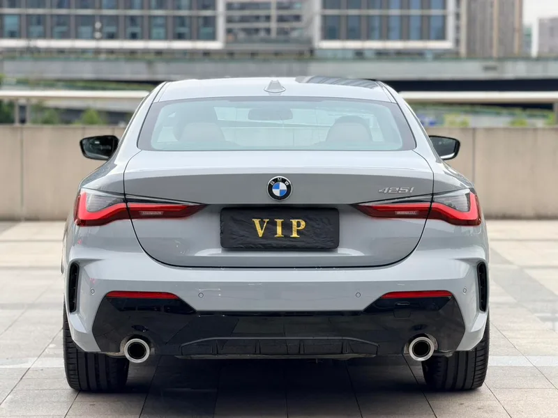 BMW 4 Series 2024 425i M Conjunto deportivo exterior foto 5 BMW 4 Series 2024 425i M Conjunto deportivo exterior foto 5