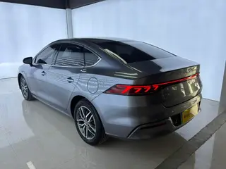 BYD Qin PLUS 2021 DM-i 55KM Flagship exterior photo 6 BYD Qin PLUS 2021 DM-i 55KM Flagship exterior photo 6