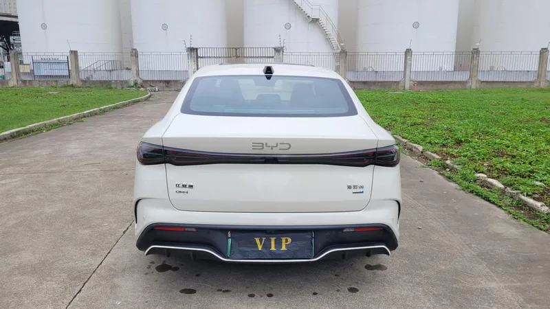 BYD SEAL 06DM 2025 Smart Driving Version DM-i 120KM Flagship exterior photo 6 BYD SEAL 06DM 2025 Smart Driving Version DM-i 120KM Flagship exterior photo 6