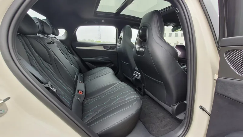 BYD SEAL 06DM 2025 Smart Driving Version DM-i 120KM Flagship interior photo 10 BYD SEAL 06DM 2025 Smart Driving Version DM-i 120KM Flagship interior photo 10