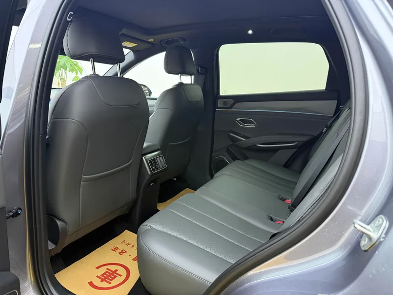 BYD Song L DM 2026 DM-i 200KM Transcendent exterior photo 5 BYD Song L DM 2026 DM-i 200KM Transcendent exterior photo 5