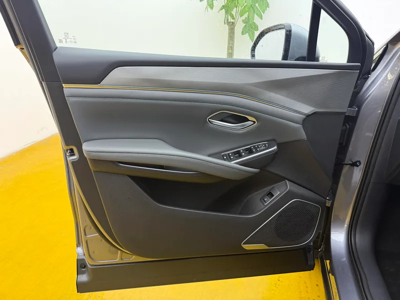 BYD Song L DM 2026 DM-i 200KM Transcendent exterior photo 6 BYD Song L DM 2026 DM-i 200KM Transcendent exterior photo 6