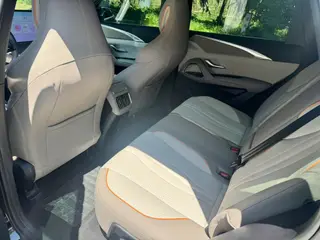 BYD Song Pro 2024 DM-i Glory Edition 110km Excellence-type interior photo 6 BYD Song Pro 2024 DM-i Glory Edition 110km Excellence-type interior photo 6