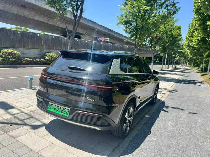 BYD Song Pro 2024 DM-i Glory Edition 110km Excellence-type interior photo 7 BYD Song Pro 2024 DM-i Glory Edition 110km Excellence-type interior photo 7