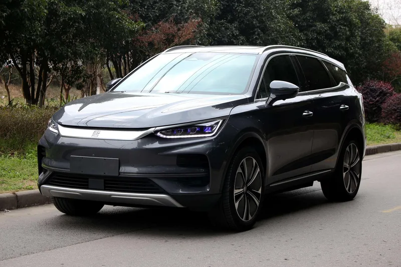 BYD Tang 2022 635KM Four-wheel drive flagship exterior photo 1 BYD Tang 2022 635KM Four-wheel drive flagship exterior photo 1