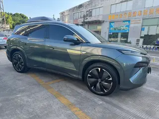 BYD Tang L 2025 DM-p 175KM Four-wheel drive drone player version exterior photo 7 BYD Tang L 2025 DM-p 175KM Four-wheel drive drone player version exterior photo 7