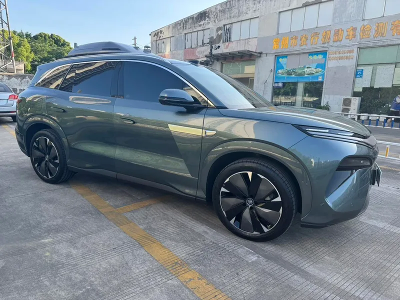 BYD Tang L 2025 DM-p 175KM Four-wheel drive drone player version exterior photo 7 BYD Tang L 2025 DM-p 175KM Four-wheel drive drone player version exterior photo 7
