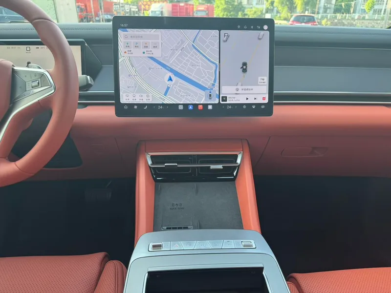 BYD Tang L 2025 DM-p 175KM Four-wheel drive drone player version interior photo 19 BYD Tang L 2025 DM-p 175KM Four-wheel drive drone player version interior photo 19