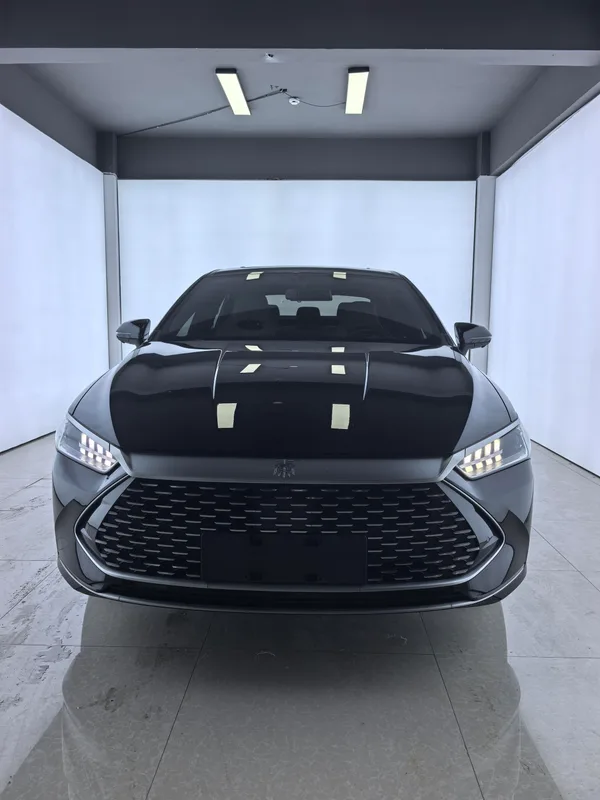 BYD Qin PLUS 2023 DM-i Champion Edition 120KM Transcendent exterior photo 2 BYD Qin PLUS 2023 DM-i Champion Edition 120KM Transcendent exterior photo 2