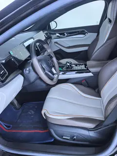 BYD Qin PLUS 2023 DM-i Champion Edition 120KM Transcendent exterior photo 4 BYD Qin PLUS 2023 DM-i Champion Edition 120KM Transcendent exterior photo 4