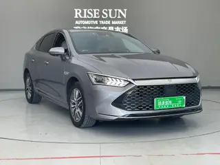 BYD Qin PLUS 2024 Edición Gloria DM-i 120KM Tipo de excelencia exterior foto 3 BYD Qin PLUS 2024 Edición Gloria DM-i 120KM Tipo de excelencia exterior foto 3