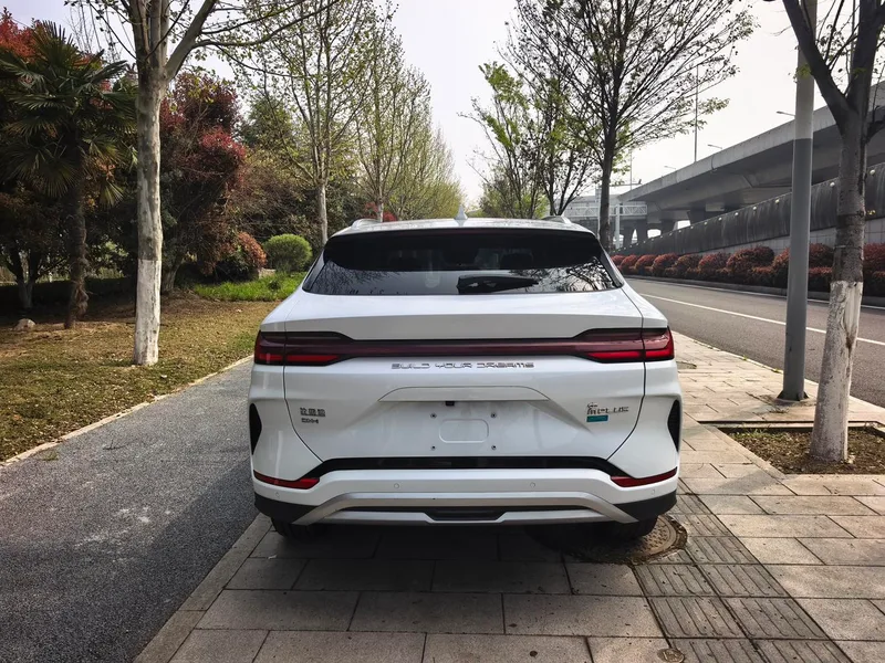 BYD Song PLUS DM 2024 DM-i Версия славы 110KM Флагман PLUS интерьер фото 8 BYD Song PLUS DM 2024 DM-i Версия славы 110KM Флагман PLUS интерьер фото 8