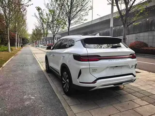 BYD Song PLUS DM 2024 DM-i Версия славы 110KM Флагман PLUS интерьер фото 9 BYD Song PLUS DM 2024 DM-i Версия славы 110KM Флагман PLUS интерьер фото 9