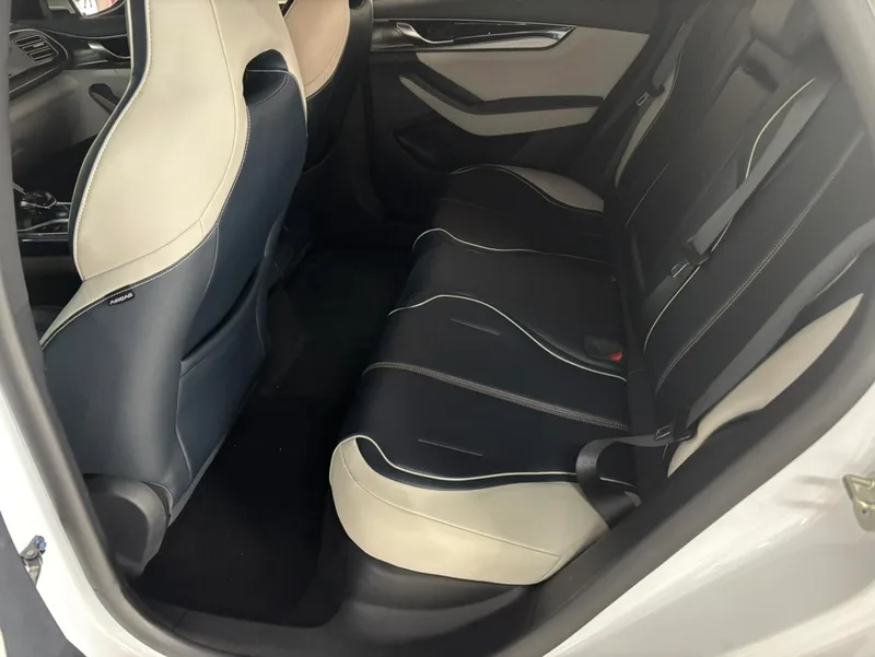 BYD Qin PLUS 2021 DM-i 55KM Modelo insignia interior foto 9 BYD Qin PLUS 2021 DM-i 55KM Modelo insignia interior foto 9