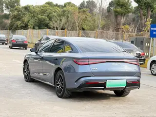 BYD Seal 2024 Glory Edition DM-i 1.5L 121KM Premium Trim interior photo 9 BYD Seal 2024 Glory Edition DM-i 1.5L 121KM Premium Trim interior photo 9