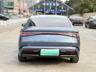 BYD Seal 2024 Glory Edition DM-i 1.5L 121KM Premium Trim interior photo 10 BYD Seal 2024 Glory Edition DM-i 1.5L 121KM Premium Trim interior photo 10