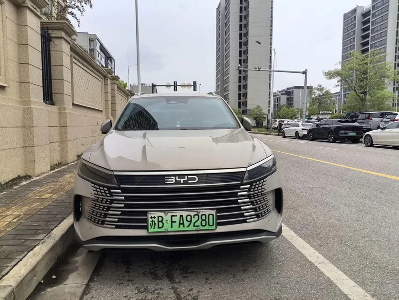 BYD Sea Lion 05DM 2025 DM-i 115KM Flagship exterior photo 2 BYD Sea Lion 05DM 2025 DM-i 115KM Flagship exterior photo 2