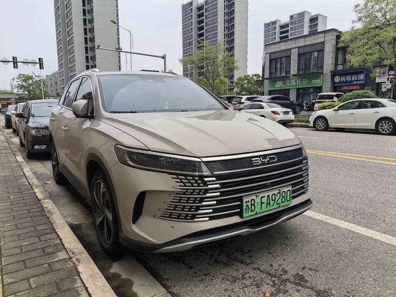 BYD Sea Lion 05DM 2025 DM-i 115KM Flagship exterior photo 3 BYD Sea Lion 05DM 2025 DM-i 115KM Flagship exterior photo 3