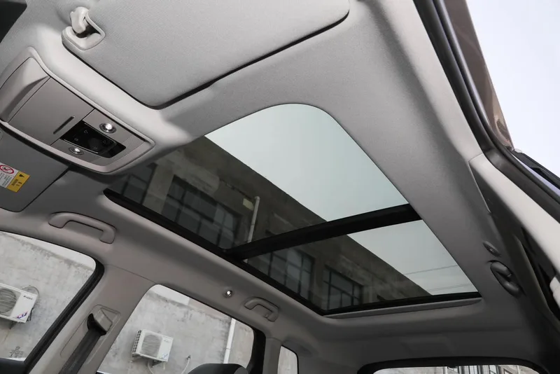 BYD Sea Lion 05DM 2025 DM-i 115KM Flagship interior photo 13 BYD Sea Lion 05DM 2025 DM-i 115KM Flagship interior photo 13