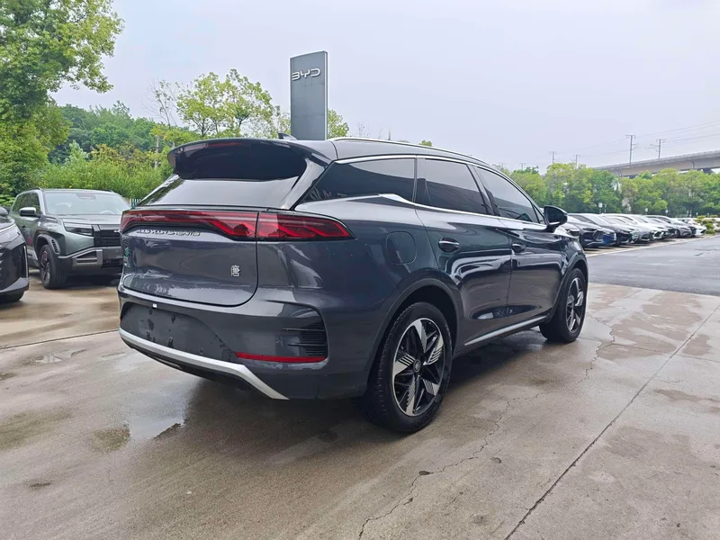 BAIC Tang DM 2024 Glory Edition DM-i 112KM Honor type interior photo 11