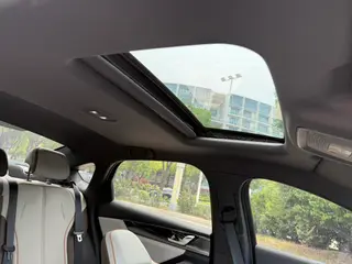 BYD Qin PLUS 2023 DM-i Champion Edition 55KM Transcendent interior photo 12 BYD Qin PLUS 2023 DM-i Champion Edition 55KM Transcendent interior photo 12