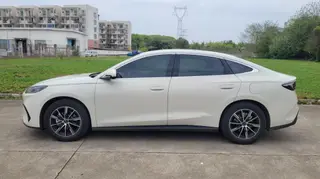 BYD SEAL 06DM 2024 DM-i 120KM Premium Class exterior photo 4 BYD SEAL 06DM 2024 DM-i 120KM Premium Class exterior photo 4