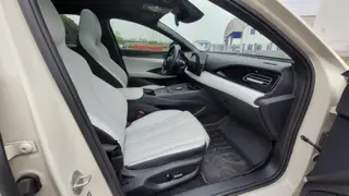 BYD SEAL 06DM 2024 DM-i 120KM Premium Class interior photo 11 BYD SEAL 06DM 2024 DM-i 120KM Premium Class interior photo 11