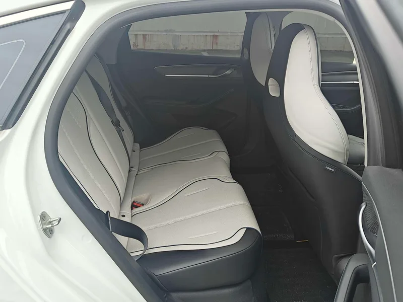 BYD Destroyer 05 2024 Glory Edition DM-i 55KM Luxury type interior photo 8 BYD Destroyer 05 2024 Glory Edition DM-i 55KM Luxury type interior photo 8