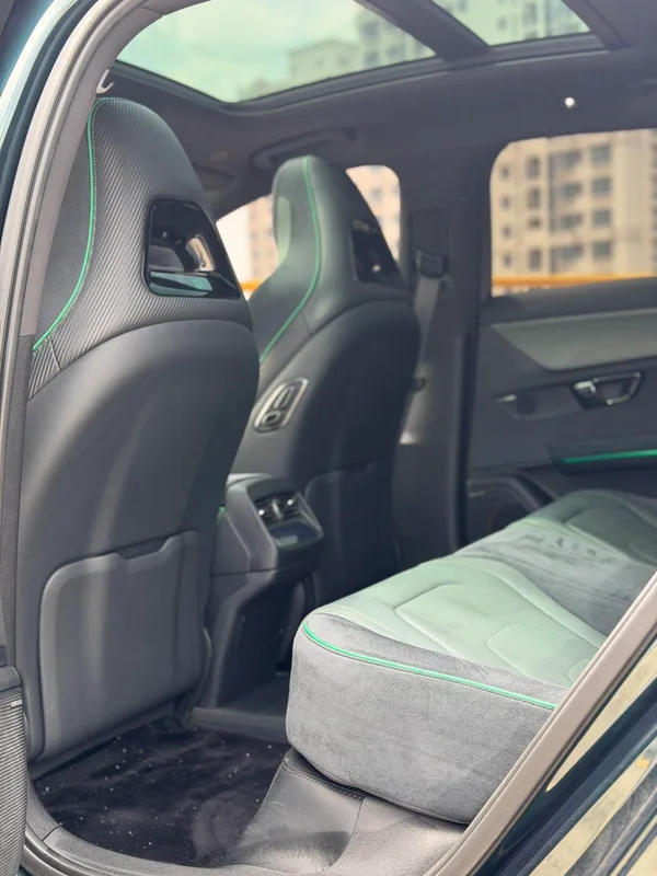 BYD han 2022 610KM Four-wheel drive Qianshancui Limited Edition interior photo 17 BYD han 2022 610KM Four-wheel drive Qianshancui Limited Edition interior photo 17