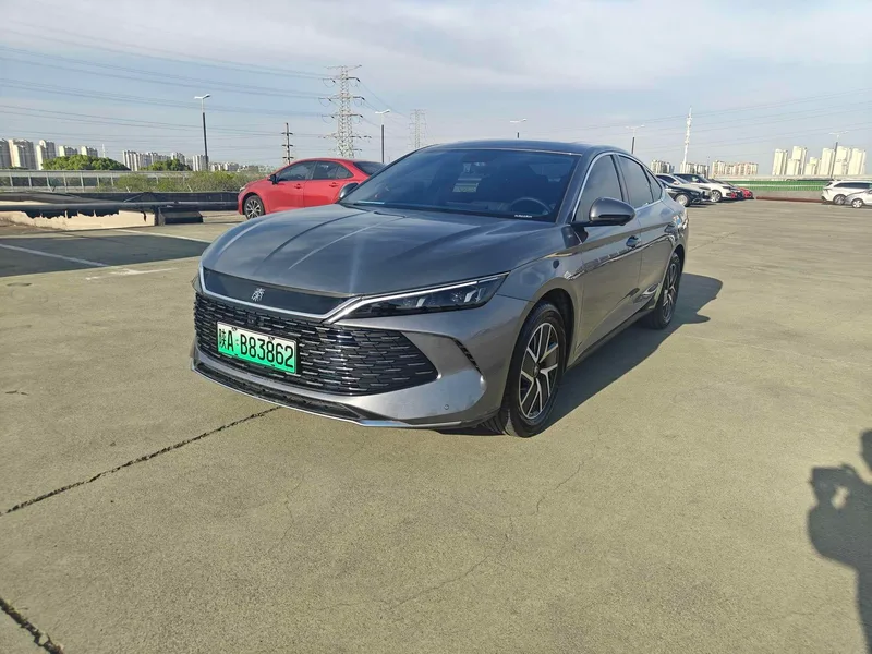 BYD Qin L 2024 DM-i 120KM Leading Type exterior photo 1 BYD Qin L 2024 DM-i 120KM Leading Type exterior photo 1