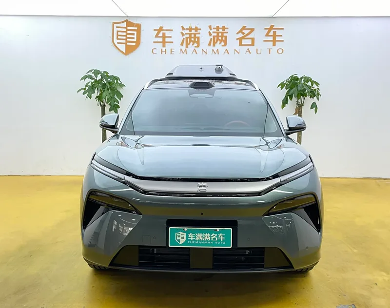 BYD Tang 2025 DM-p 175KM Four-wheel drive drone player version exterior photo 2 BYD Tang 2025 DM-p 175KM Four-wheel drive drone player version exterior photo 2