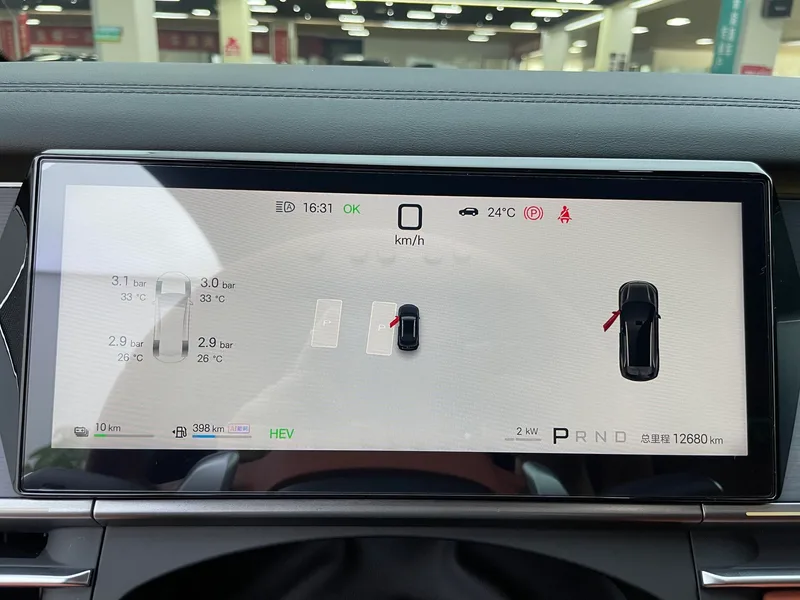 BYD Tang 2025 DM-p 175KM Four-wheel drive drone player version interior photo 8 BYD Tang 2025 DM-p 175KM Four-wheel drive drone player version interior photo 8
