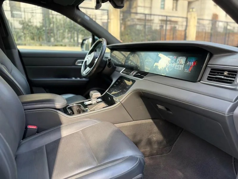 Li Auto ONE 2021 extended range 6 Seat plate exterior photo 4 Li Auto ONE 2021 extended range 6 Seat plate exterior photo 4