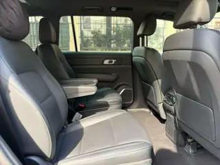Li Auto ONE 2021 extended range 6 Seat plate exterior photo 5 Li Auto ONE 2021 extended range 6 Seat plate exterior photo 5