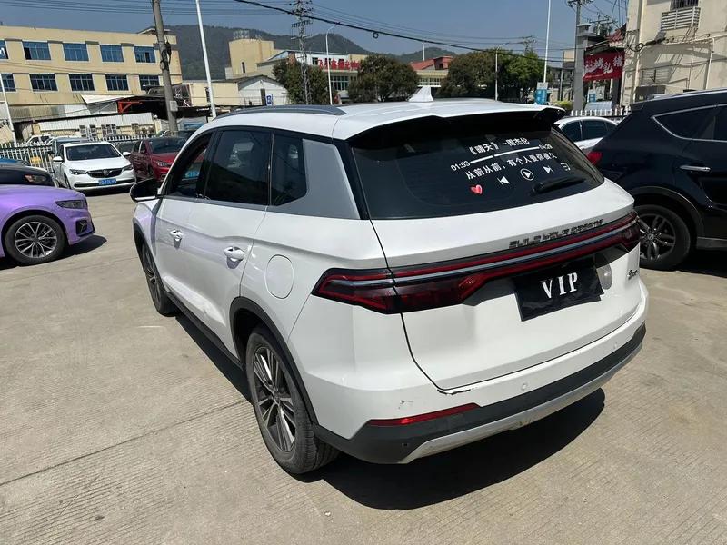 BYD Song Pro 2019 1.5T Automatic Deluxe interior photo 6 BYD Song Pro 2019 1.5T Automatic Deluxe interior photo 6