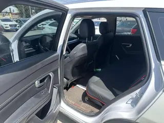 BYD Song Pro 2019 1.5T Automatic Deluxe interior photo 8 BYD Song Pro 2019 1.5T Automatic Deluxe interior photo 8