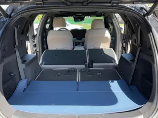 BAIC Tang DM 2024 Glory Edition DM-i 112KM Premium Trim interior photo 11 BAIC Tang DM 2024 Glory Edition DM-i 112KM Premium Trim interior photo 11