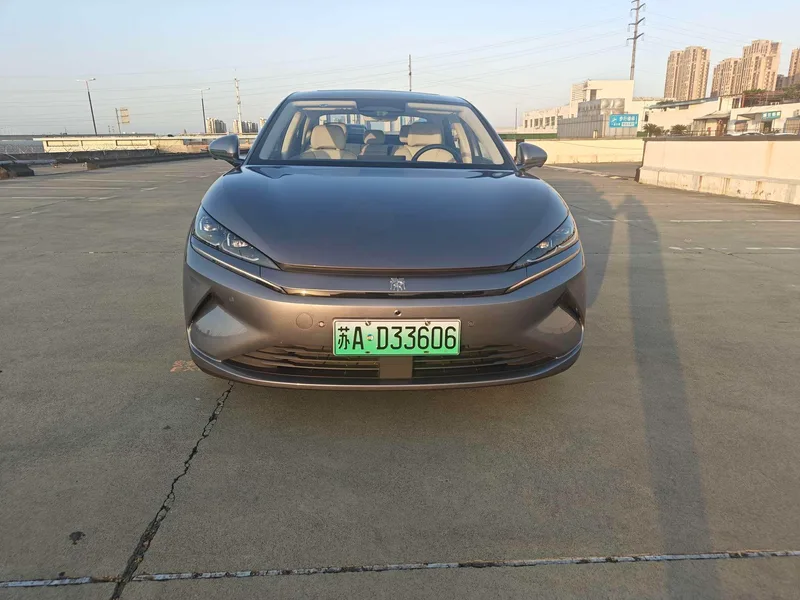 BYD Qin L 2025 545KM Transcendent exterior photo 2 BYD Qin L 2025 545KM Transcendent exterior photo 2