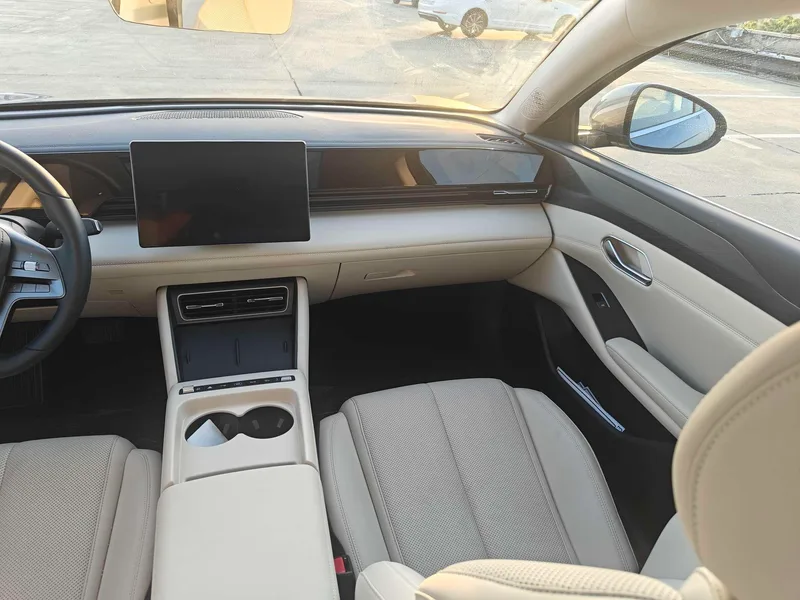 BYD Qin L 2025 545KM Transcendent interior photo 9 BYD Qin L 2025 545KM Transcendent interior photo 9