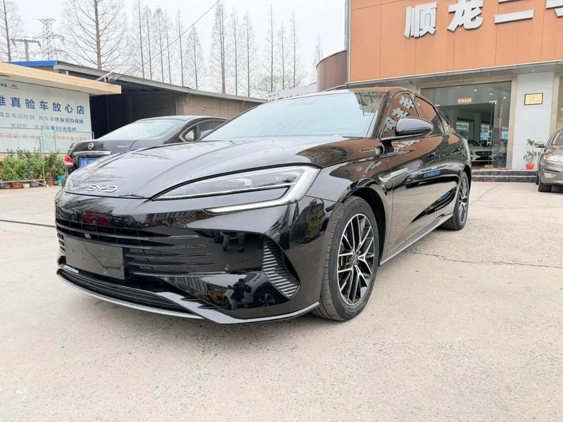 BYD Seal 2023 DM-i 1.5L 121KM Luxury type exterior photo 1 BYD Seal 2023 DM-i 1.5L 121KM Luxury type exterior photo 1