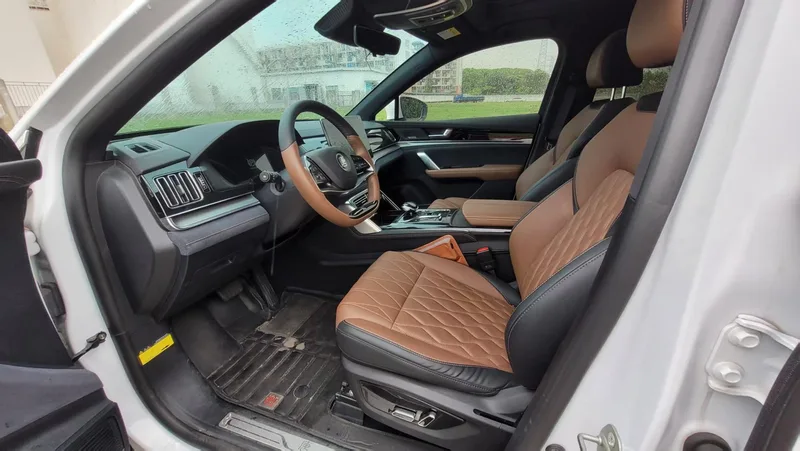 BYD Tang DM 2021 DM-i 1.5T 112KM Premium Trim interior photo 14 BYD Tang DM 2021 DM-i 1.5T 112KM Premium Trim interior photo 14