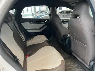 BYD Qin PLUS 2024 Glory Edition DM-i 55KM Leading Type exterior photo 9